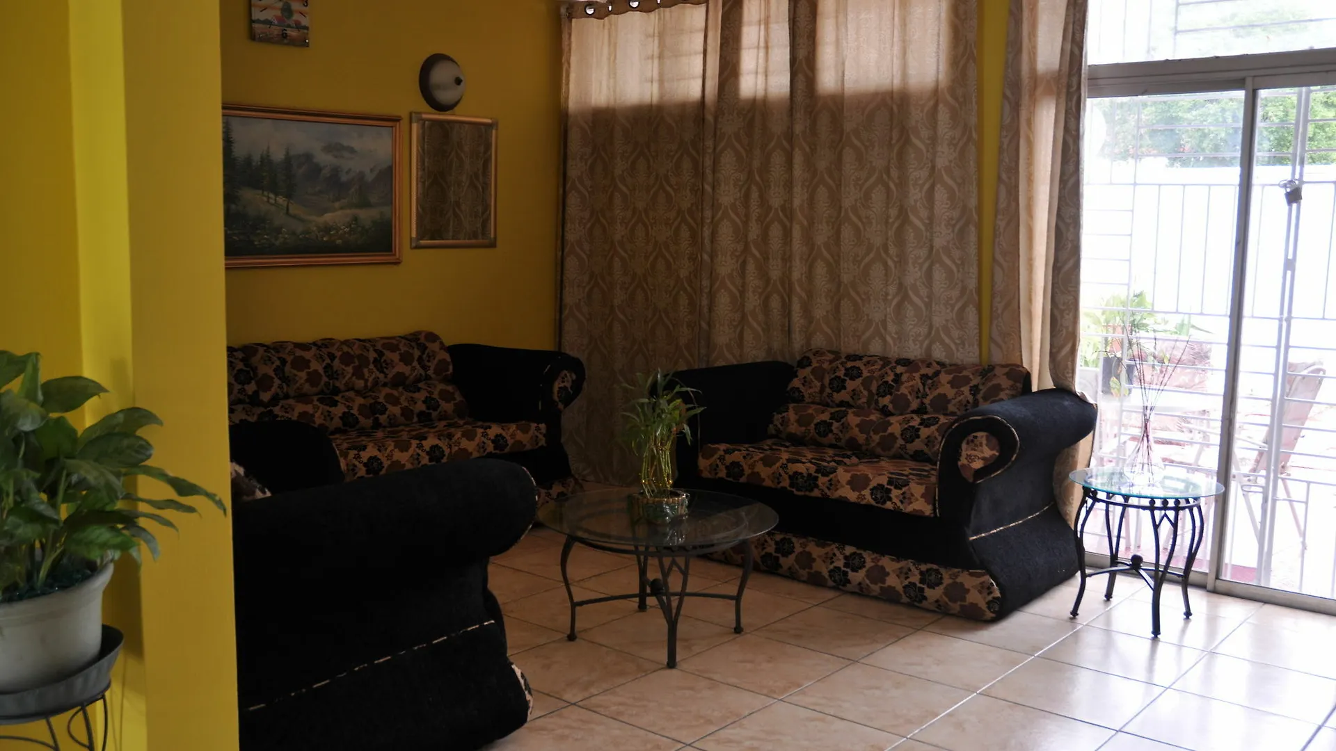 New Kingston Guest Apartment VII Enfield 0*,  Giamaica